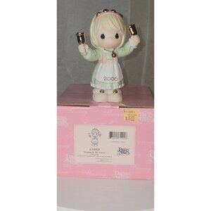 Precious Moments 2006 "Ringing In The Season" Figurine With Box 610001